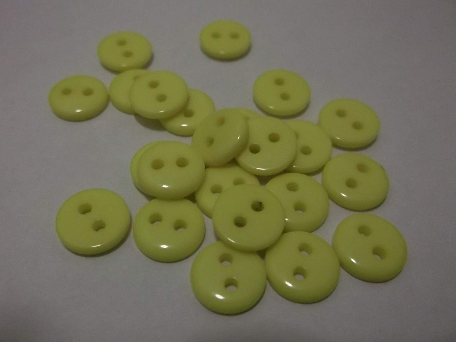 1000 x Round 2 Hole Sewing Buttons for Clothing Knitting, Crafts, Scrapbooking, etc. (Yellow, 9mm) — image 1