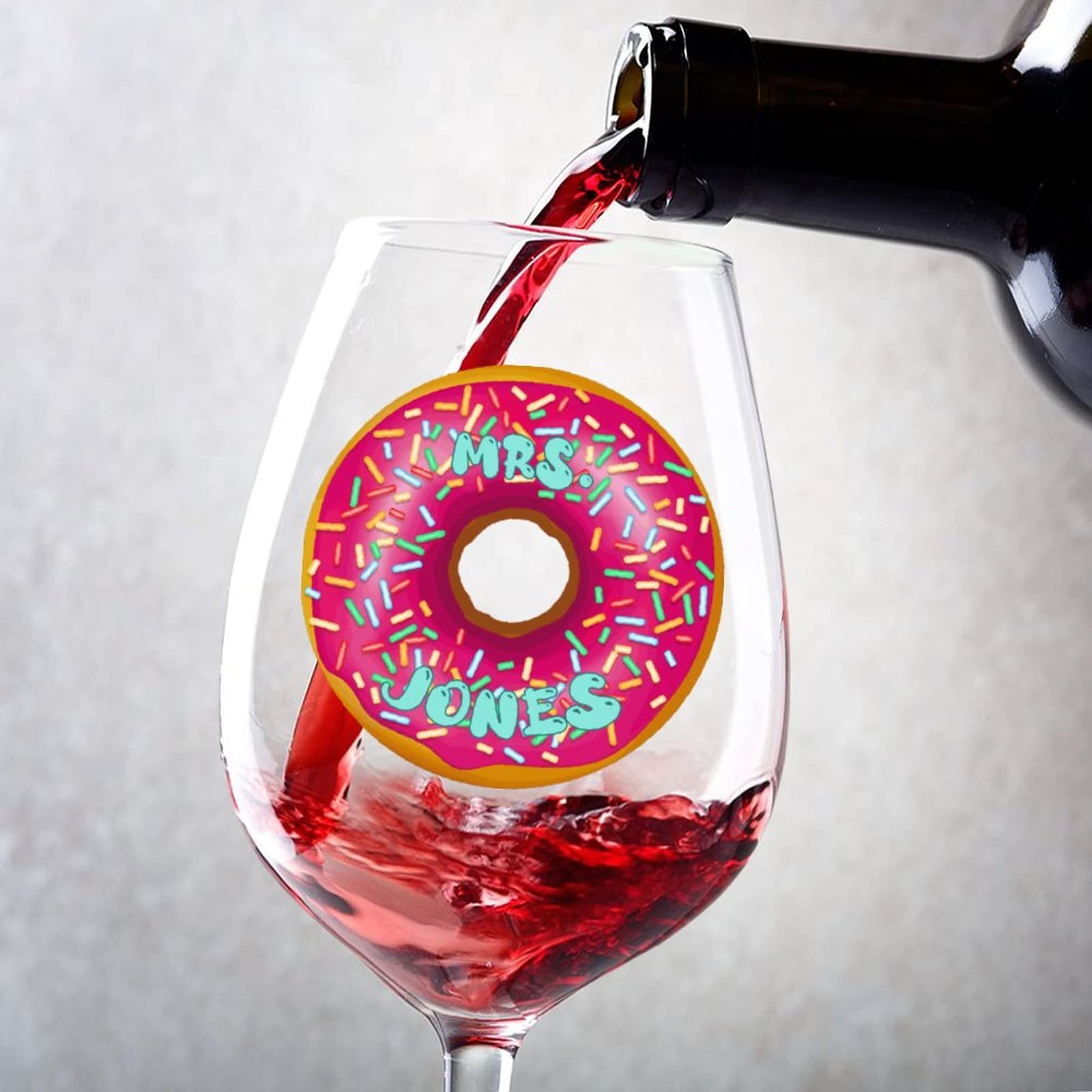 Verres à vin personnalisés Noël en forme de donut : le cadeau unique pour vos fêtes