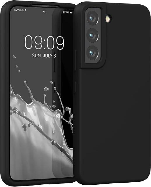 kwmobile TPU Silicone Case Compatible with Samsung Galaxy S22 - Case Slim Phone Cover with Soft Finish - Black