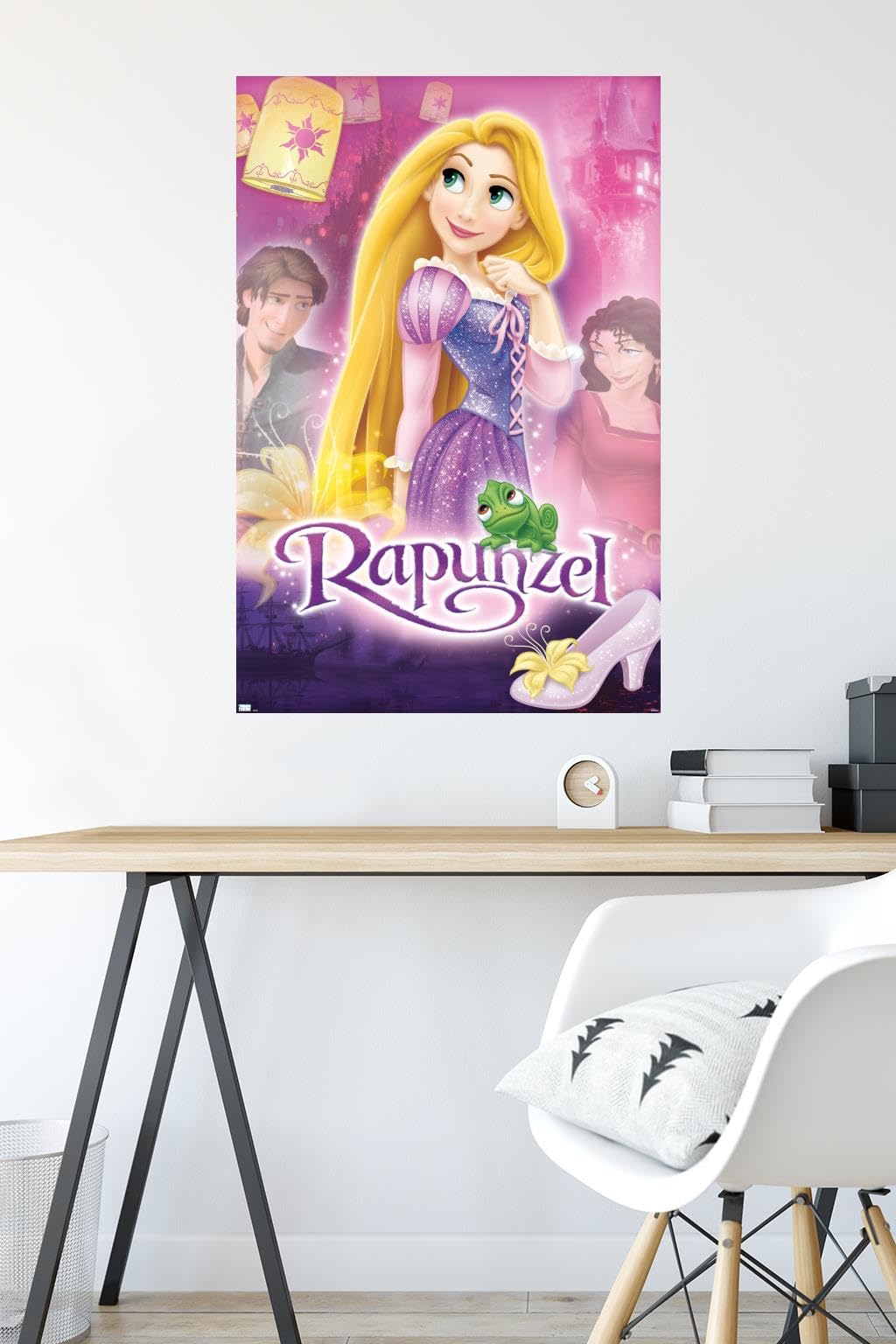 Amazon.co.jp: ディズニー ラプンツェル - カバーウォールポスター