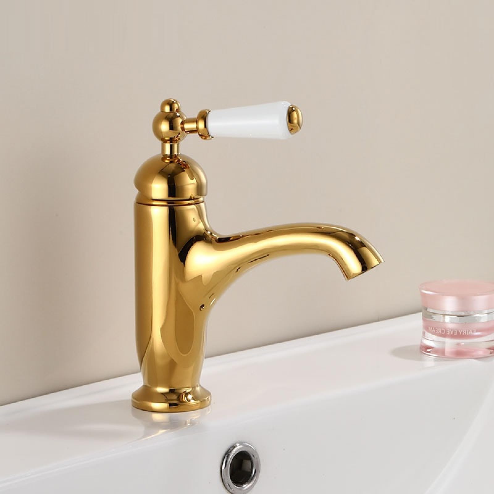 Fanjubei Titanium Gold Copper Bathroom Hot And Cold Basin Faucet,