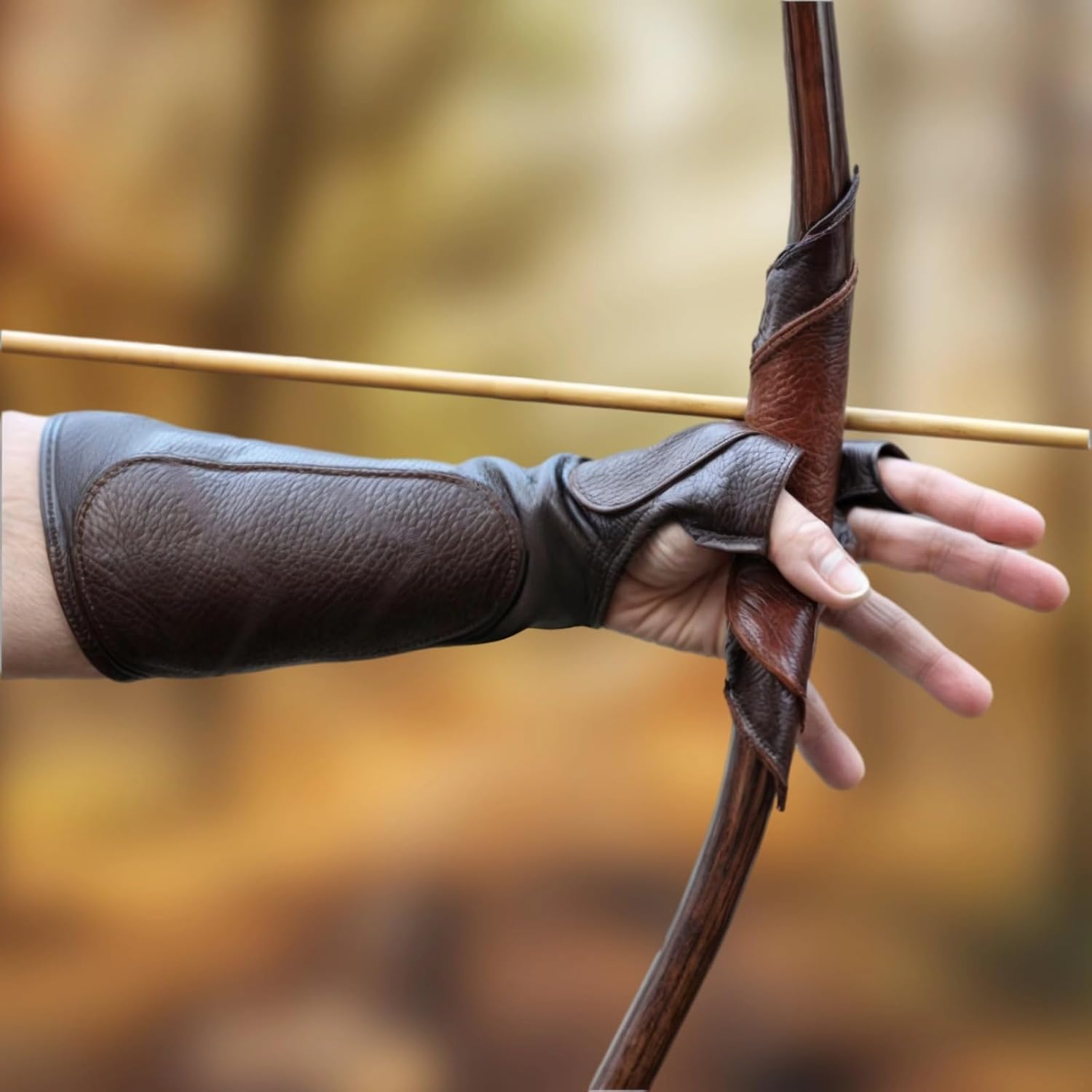 Leather Arm Guard for Archery, Adjustable, Comfortable Design, Ideal for Competitions and Practice