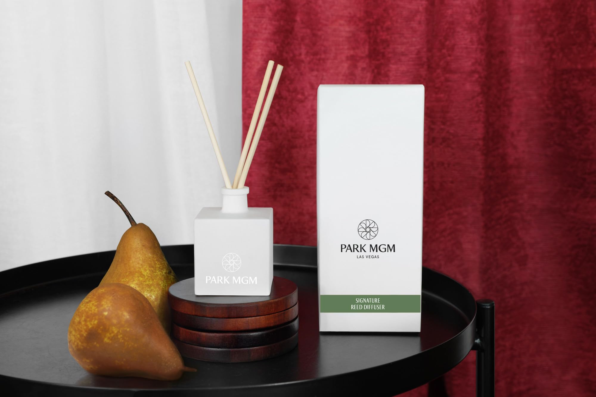 Park MGM Reed Diffuser - Luxury Hotel Fragrance - Bathroom Freshener - Pear, Apple, Floral, Orange, Clove - Signature Scent - 3.4 oz