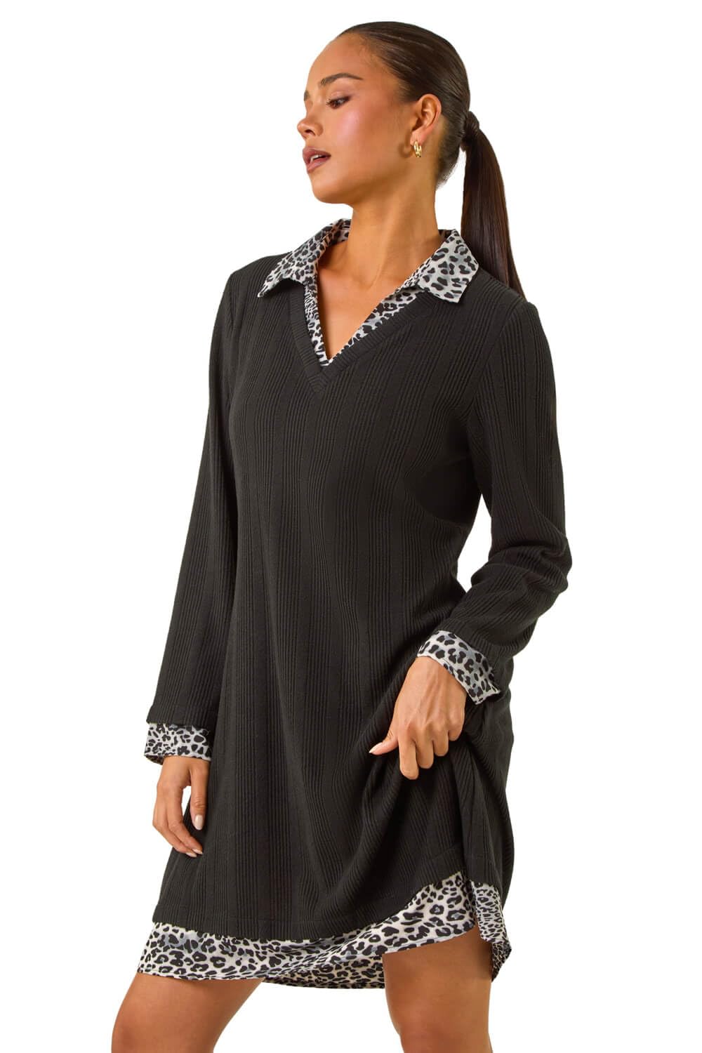 Roman Women's Black Petite Leopard Collar Knit Dress In | Size: 18