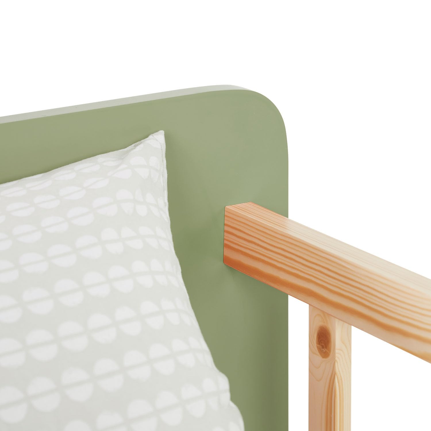 Homestyle4u Kinderbett 90x200 mit Rausfallschutz & Lattenrost Grün | Massivholz Kleinkindbett aus Kiefer im Montessori Design - Gitterbett für Jungen & Mädchen - Stabiles Juniorbett Natur
