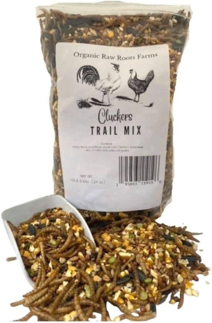 Organic Raw Roots Farm | Cluckers Trail Mix | Treats for Chickens with Yummy Bugs! | 24 oz