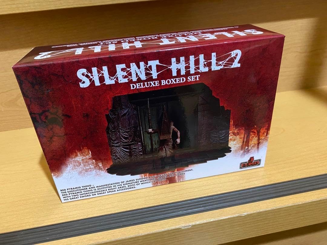 Mezco Toyz サイレントヒル 2 5ポイント デラックスフィギュア