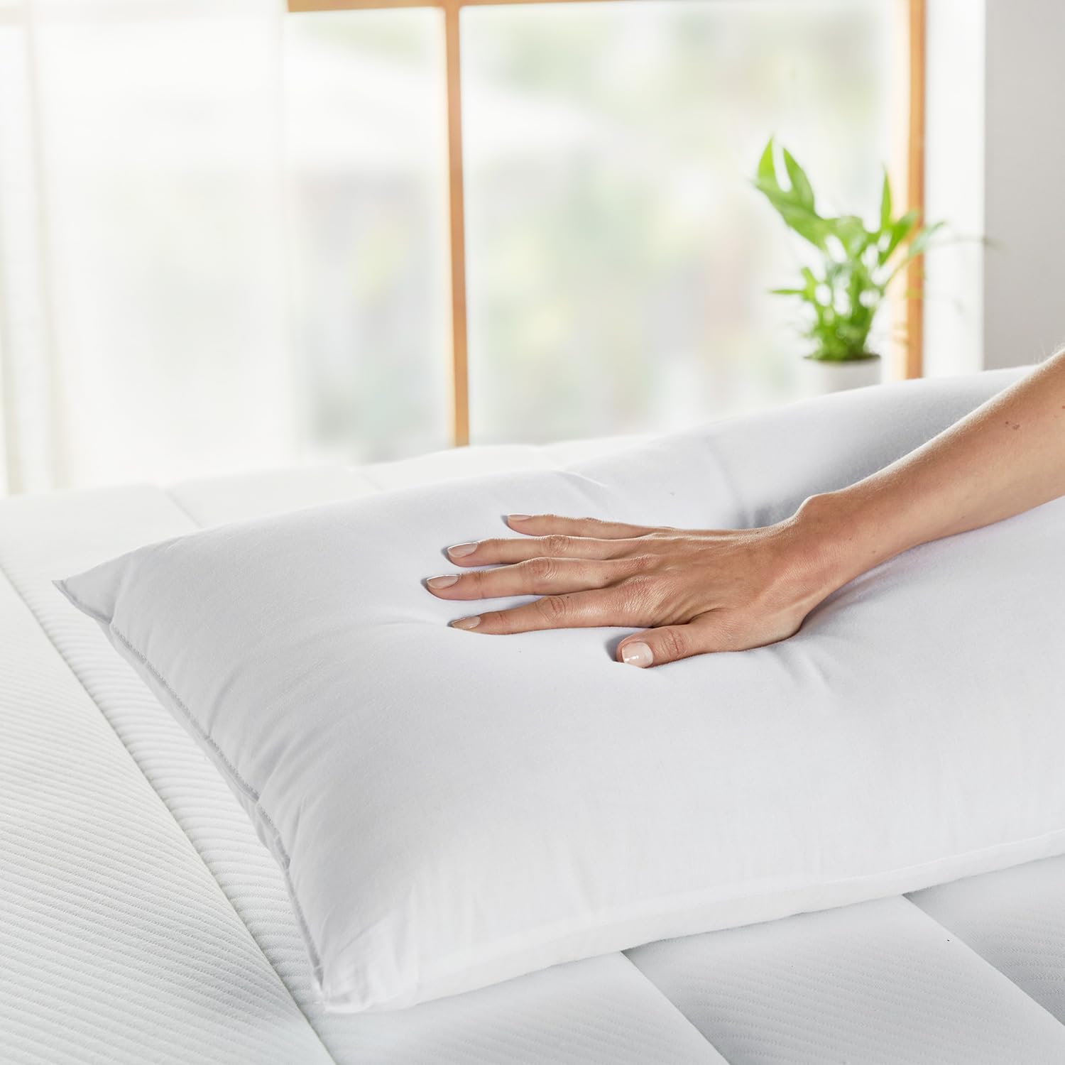 PIKOLIN Home - Pack 2 Almohadas de Fibra Hueca siliconada | 90x40 cm | Firmeza Media-Baja | Tratamiento Antiácaros | Extrasuave | Dormir de Lado | Funda 100% algodón