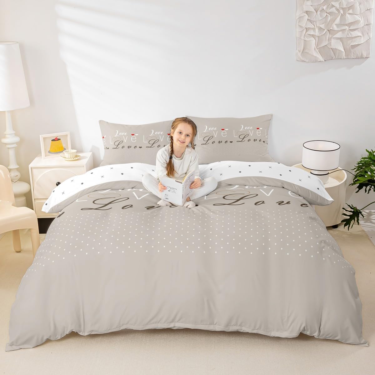 Mr Mrs Bedding Set for Couples Bride and Groom Wedding Comforter Cover Black White Creative Funny Quotes Duvet Cover Modern Valentine Day Gift Bed Set King Size Bedding Collection (No Comforter)