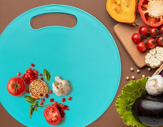 Image of Round Plastic Cutting /Chopping Board with Handle for Vegetable, Fruits, Cheese - Color May Vary