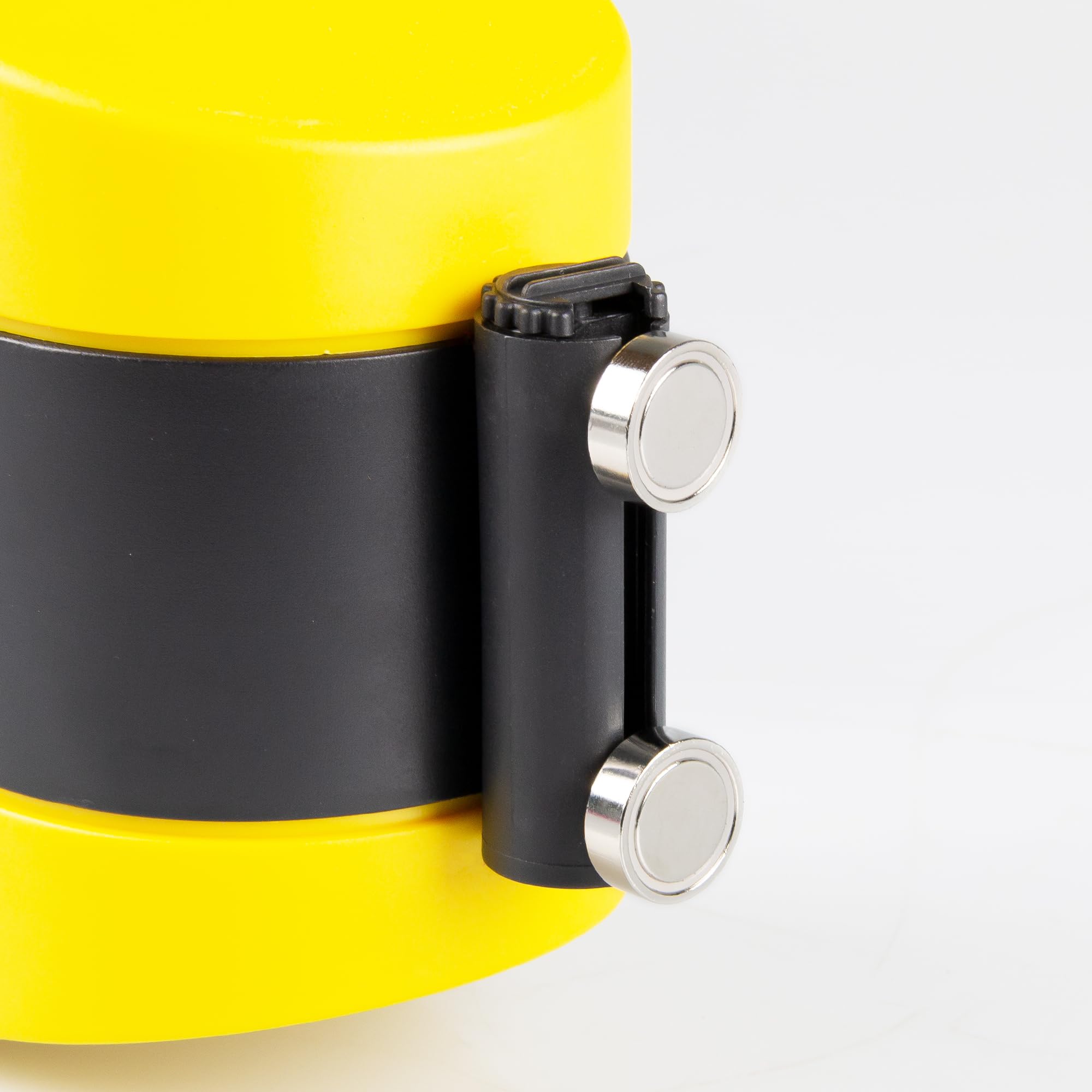 Magna-C® Absperrband mit starken Magneten | aufrollbar | Ideal für Absperrungen | Schwarz-Gelb | 7,7m