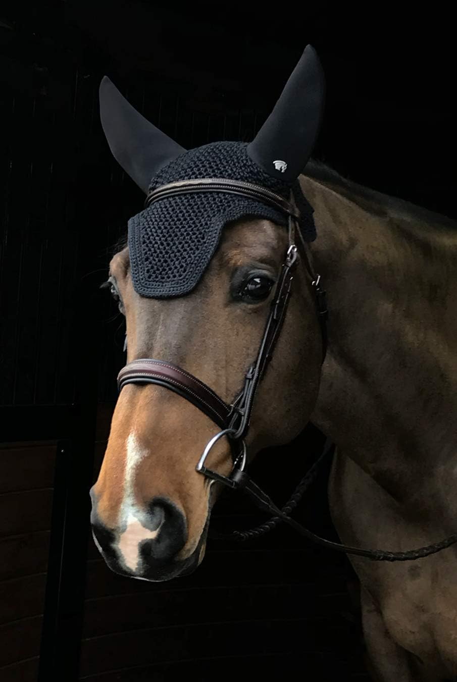 Plughz Horse Sound Off 2 Ear Net, Soundless Bonnet, Black