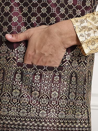 Image of Sojanya (Since 1958 Men'S Silk Blend Kurta Pyjama & Nehru Jacket Combo