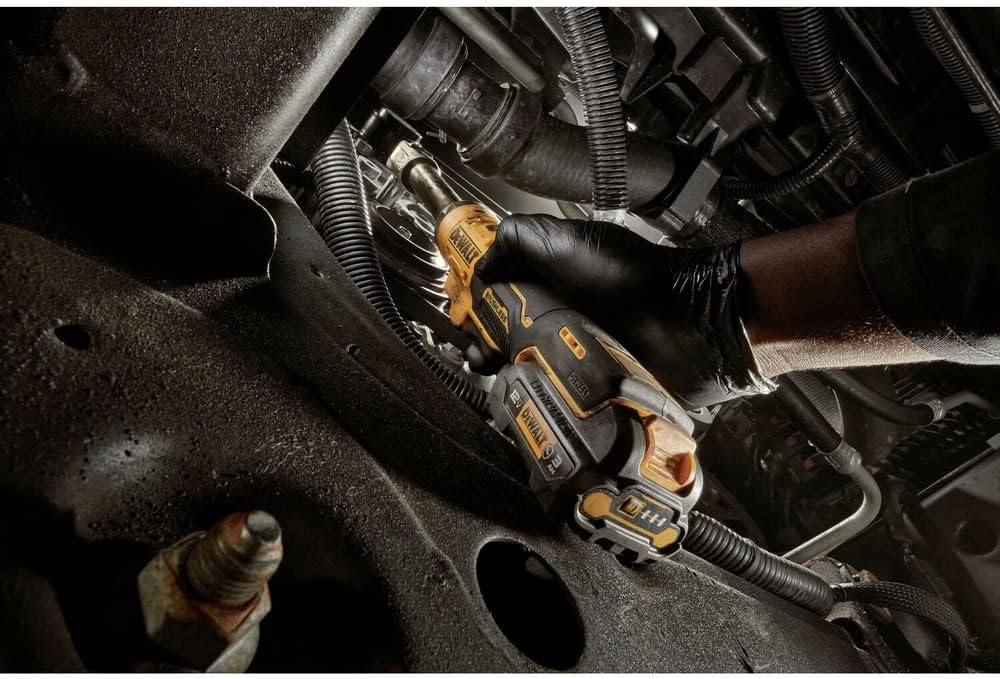 DEWALT XTREME 12V MAX* Cordless Ratchet, Brushless,3/8 in., Extended Reach, Tool Only (DCF503EB) - Image 3