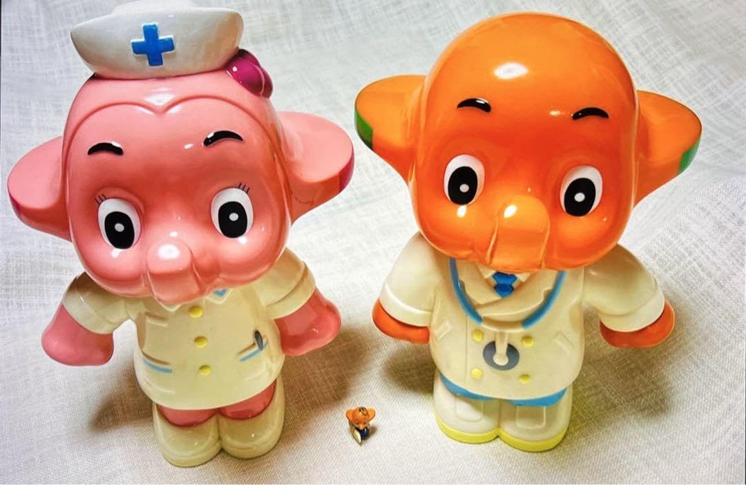 Amazon | ツヤツヤドクターサトちゃんナースサトコちゃん大型貯金箱