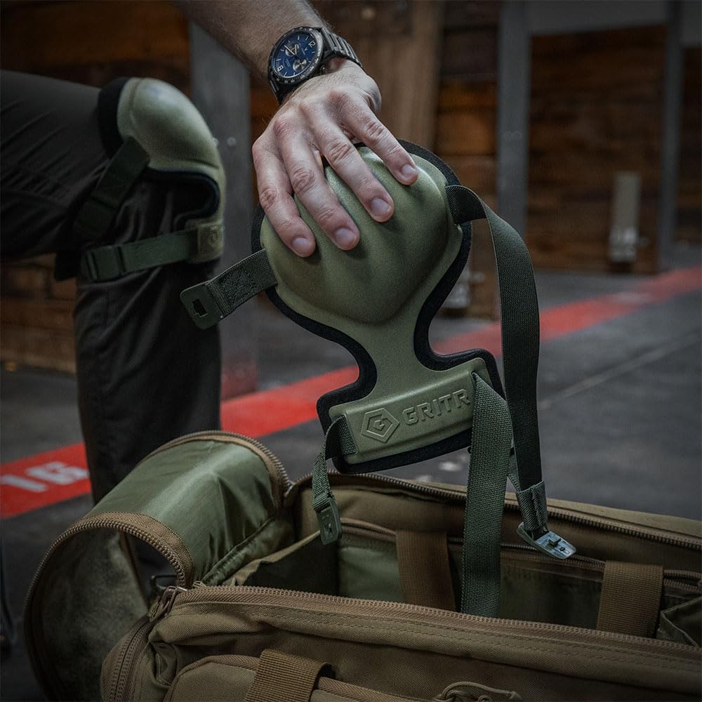 GRITR Rodilleras tácticas para hombres y mujeres con acolchado de espuma, correas ajustables y hebillas antideslizantes, protectores de rodilla profesionales resistentes para el trabajo y deportes