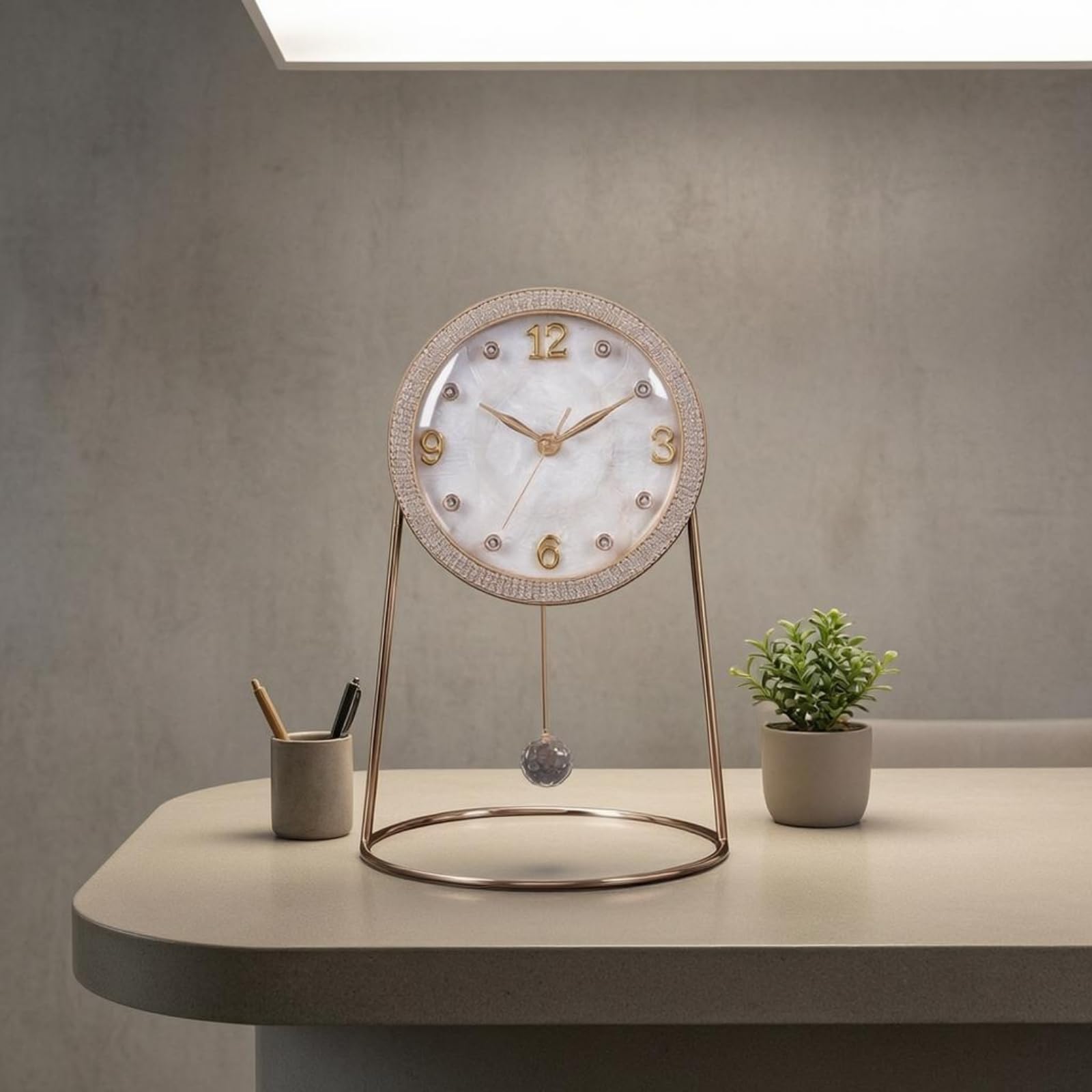 Baoblaze Reloj de Escritorio Reloj de Mesa Reloj Decorativo Reloj Analógico con de Cristal Construcción Metálica y Borde Resplandeciente Movimiento Silencioso, Reloj De Mesa Redondo