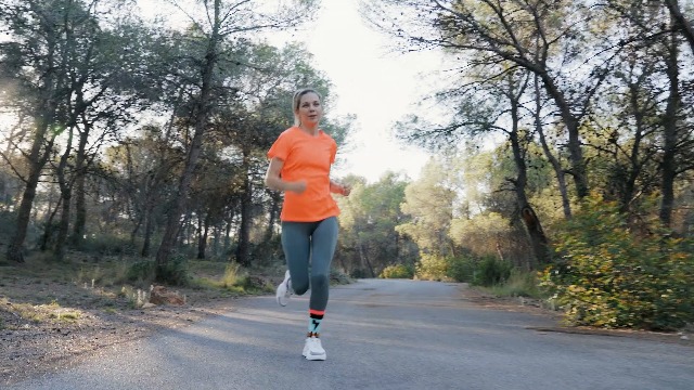 Calze Sportive Tecniche Inshock - Lunghe E Traspiranti Per Running E Sport Intensi - Foto 5