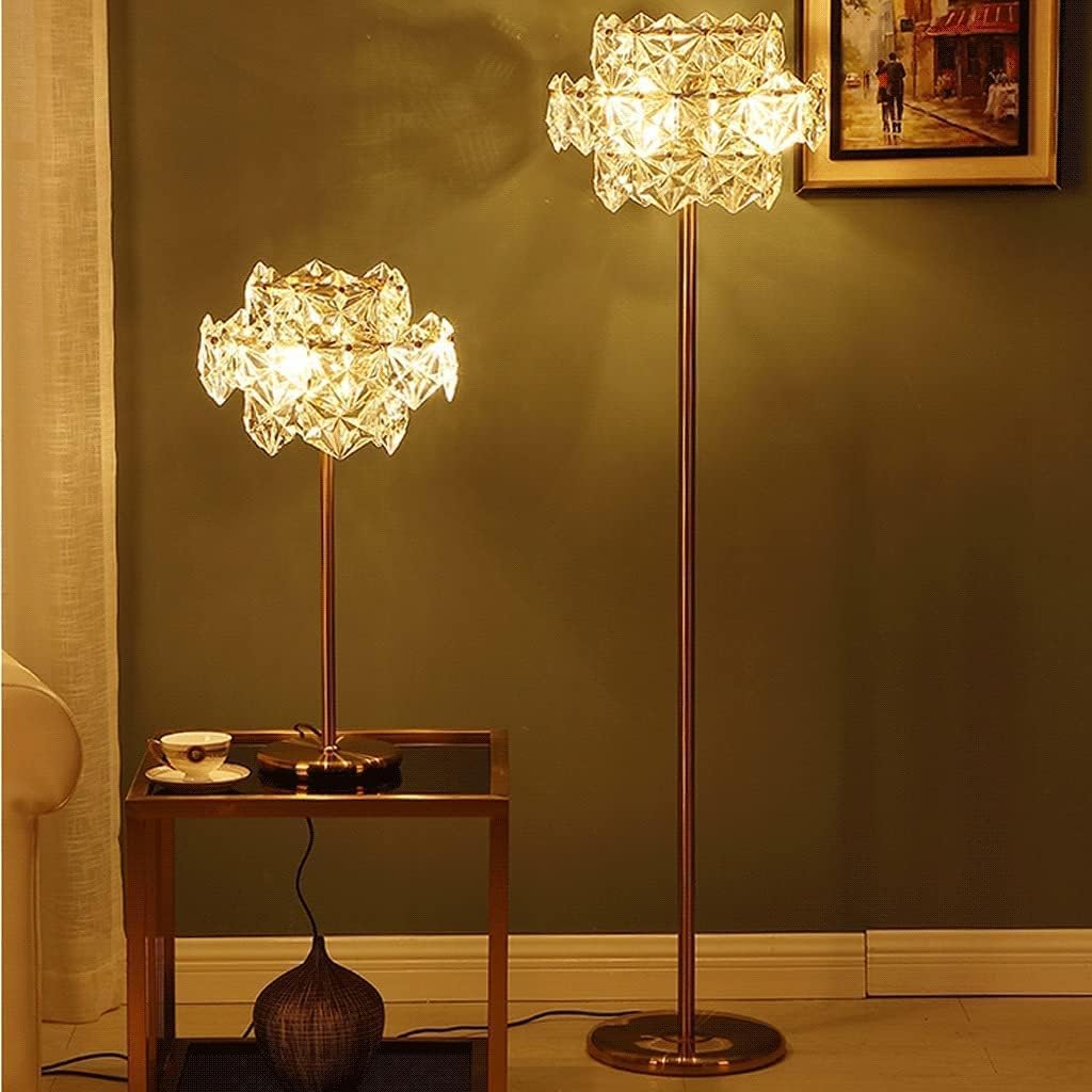 Lichte luxe vloerlamp Kristallen staande lamp Zeshoekige glazen lampenkap Hoge poollamp Goud Modern Decor Staande lamp