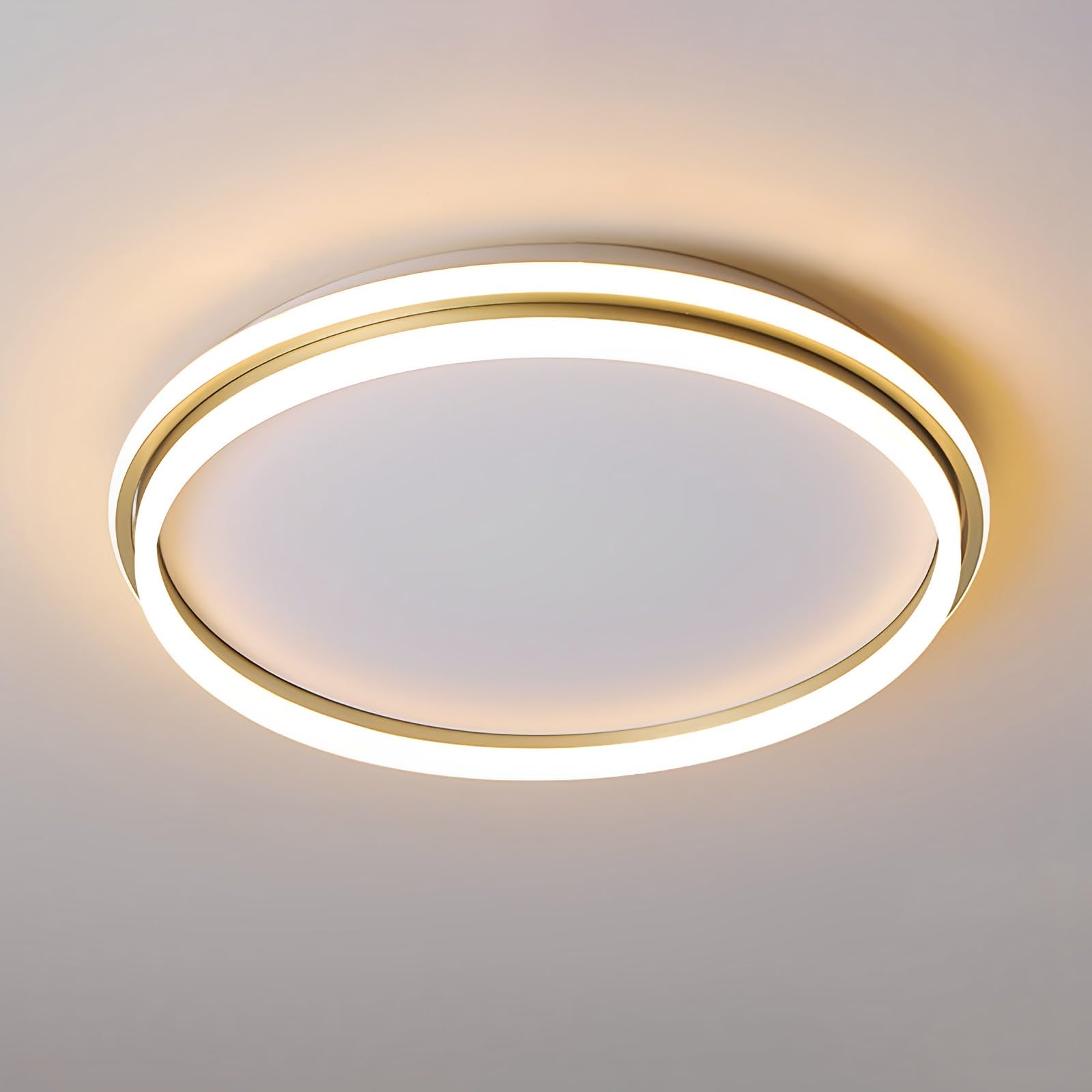 Plafonniers ronds dorés encastrés LED : la solution profil bas pour plafonds bas de chambre