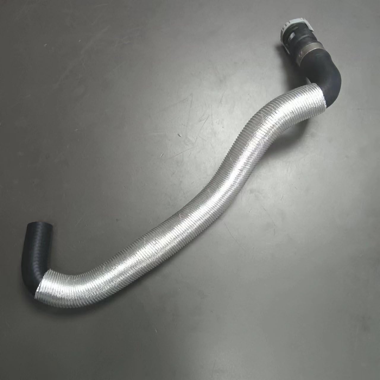 WARM AIR WATER PIPE OUTLET 30636951, Compatible with S40