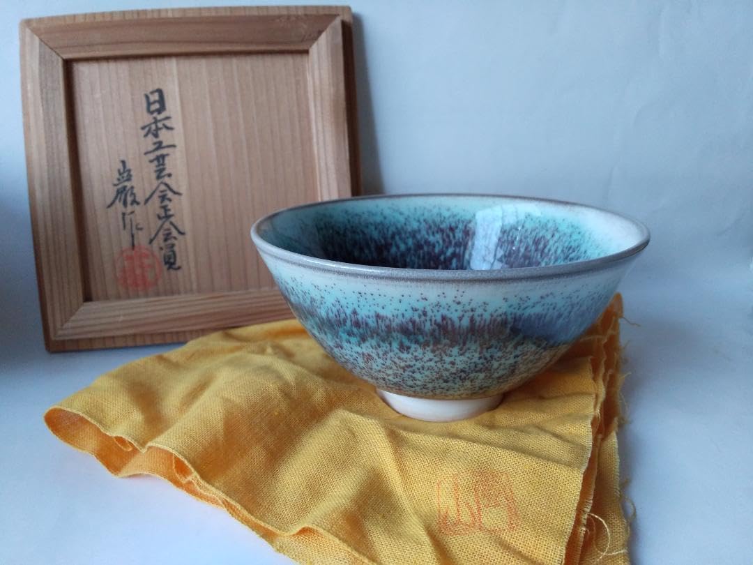 佐々木八十二 瑞光窯 鼠志野 茶碗 共箱 共布 栞 茶道具 抹茶碗 美品 です。 佐々木八十二 瑞光窯 鼠志野 茶碗 共箱 共布 栞 茶道具 抹茶碗