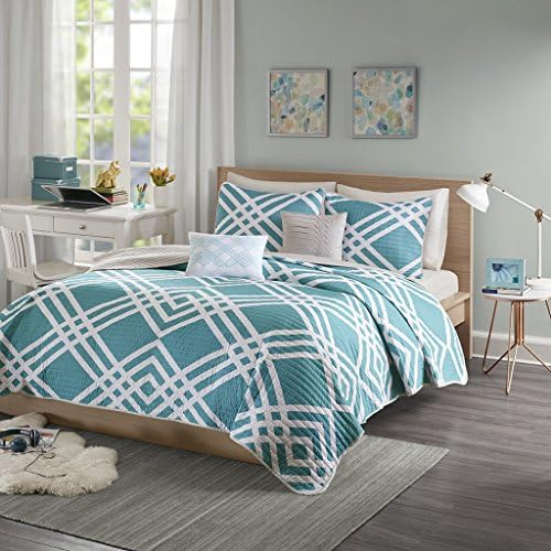 JLA Home INC Intelligent Design Hailey Twin/Twin XL Quilt Bedding Set - Teal, Blue, Geometric – 4 Piece Teen Girl Boy Bedding Quilt Coverlets – Ultra Soft Microfiber Bed Quilts Quilted Coverlet