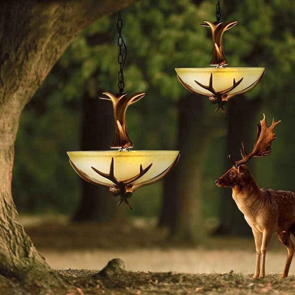 Żyrandole w stylu vintage z trzema lampami z poroża, wisząca lampa sufitowa z żywicy z kloszem z matowego szkła do domu wiejskiego, kuchni, baru, kawiarni, loftu, holu