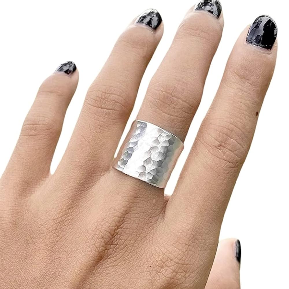 指輪・リング Hammered Sterling Silver925 Wide Ring / Band with Semi Matte Amazon.com: Hammered Sterling Silver Handmade Wide Band Ring
