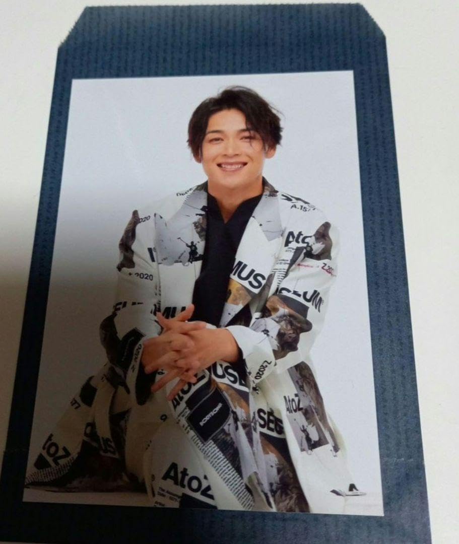 白川裕二郎 まとめ売り Amazon.co.jp: 《今月末処分予定》純烈 白川裕二郎さん まとめ