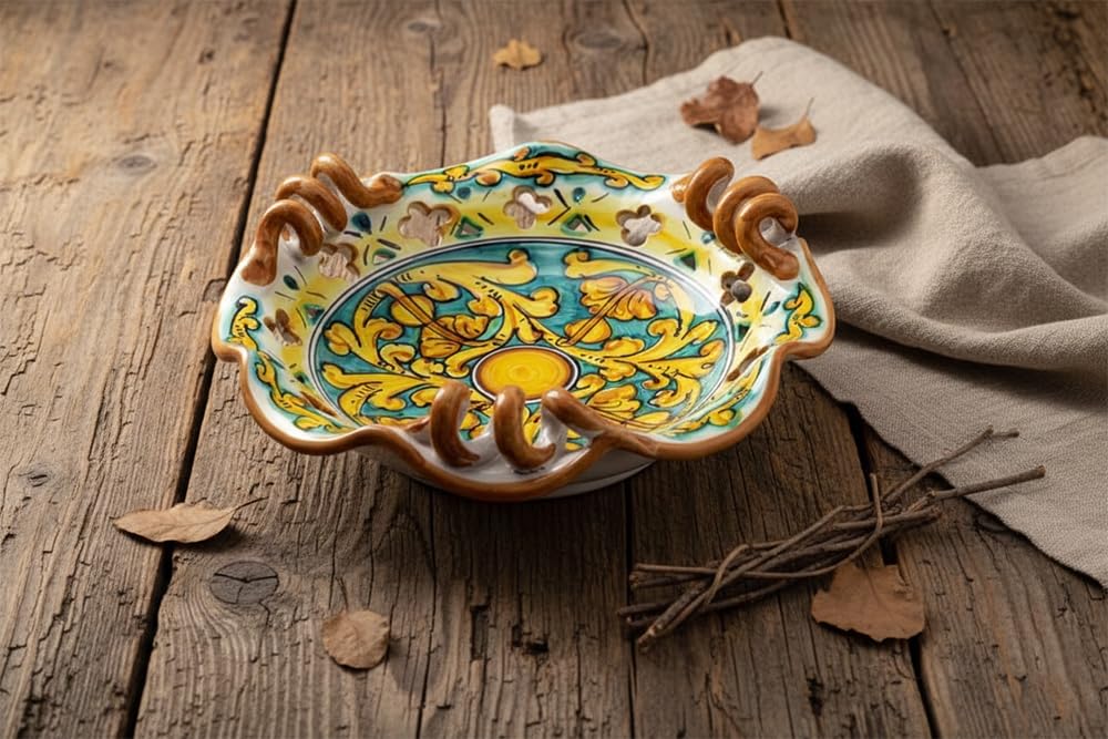 Centro de mesa de cerámica artesanal para decorar cenas en el porche
