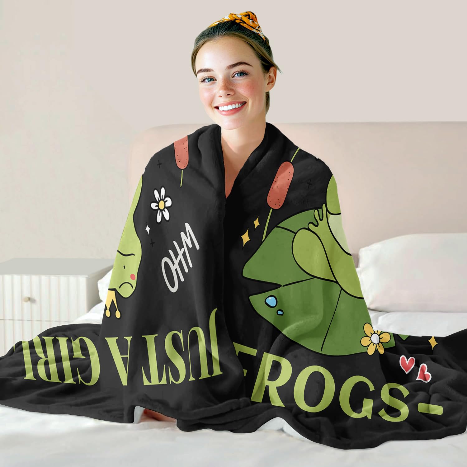 YISUMEI Frog Fleece Throw Blanket, Just A Girl Who Loves Frogs Design, Gift for Girls Women Kids 125 x 150 cm, Black - Image 3