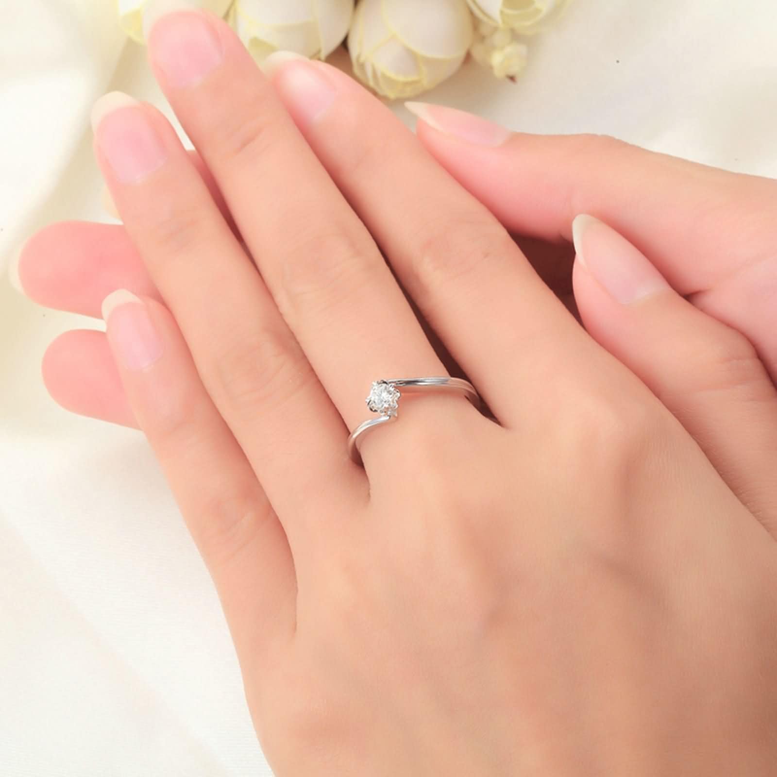 Anelli Fidanzamento Oro Bianco 9 Kt / 14 Kt / 18 Kt Donna, Solitario Rotondo con Diamante da 0,13ct, Anello Fidanzamento di Argento Donna