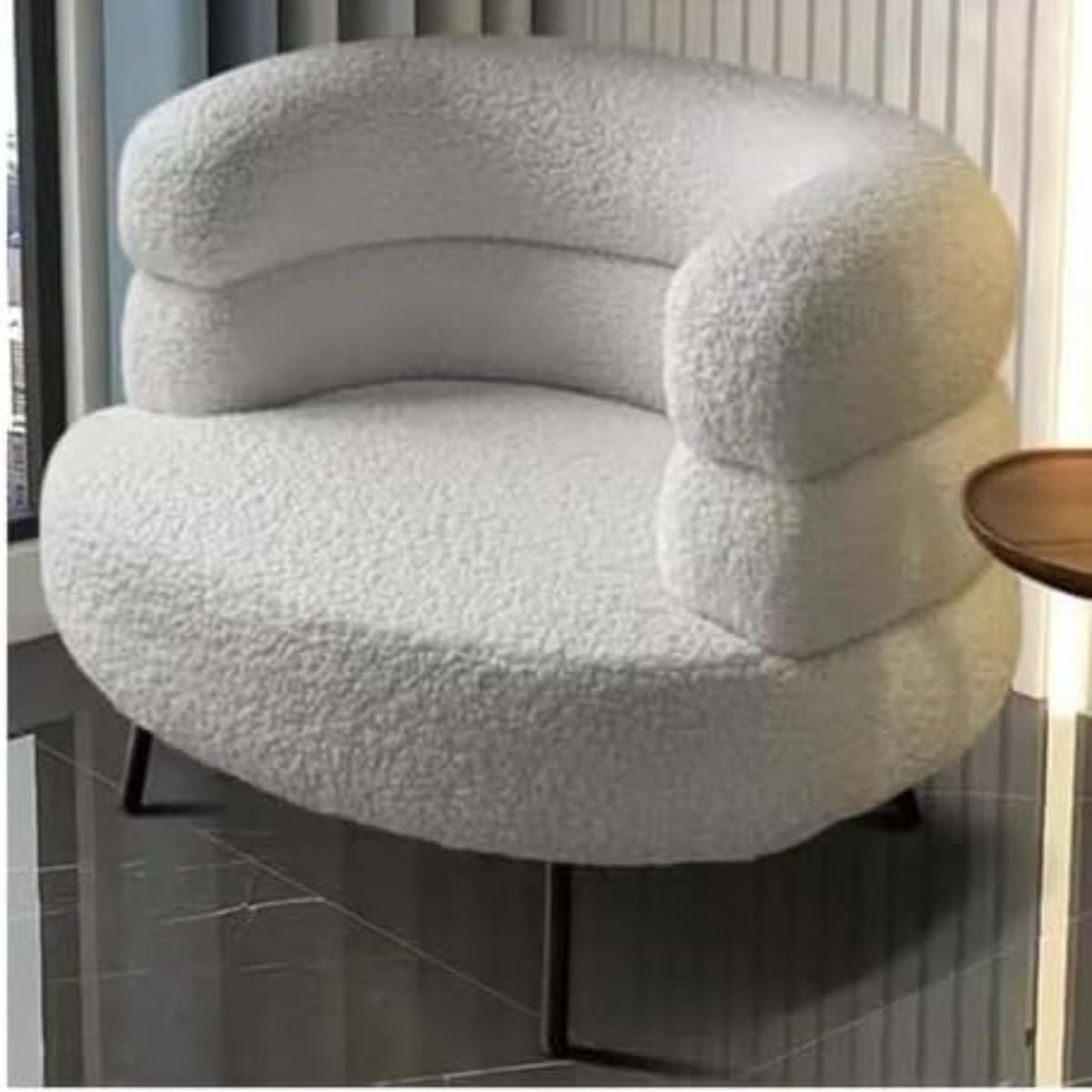 MCSWSEEシェルパバニーガールチェアアクセントチェア-現代的な装飾チェア、毛皮のようなファブリック、ふんわりしたクッション背もた