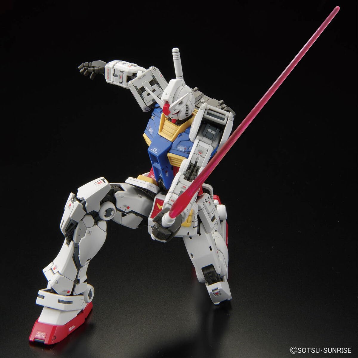 Amazon | 【RG】RX-78-2 Ver.2.0 1/144スケール 色分け済みプラモデル