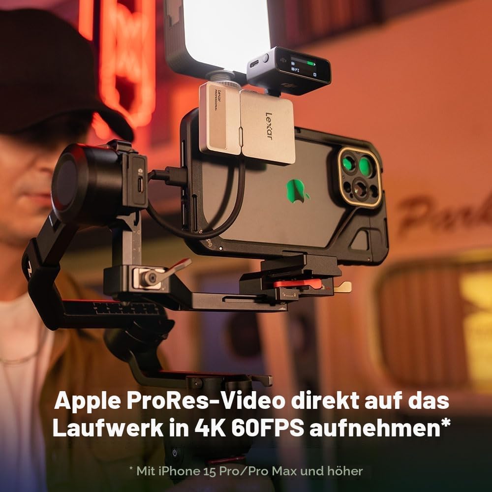 Lexar Professional Go Portable SSD mit HUB 1 TB, ultrakompakt, bis zu 1050 MB/s Lesen und 1000 MB/s Schreiben, USB 3.2 Gen 2, für iPhone 15/16, Silber