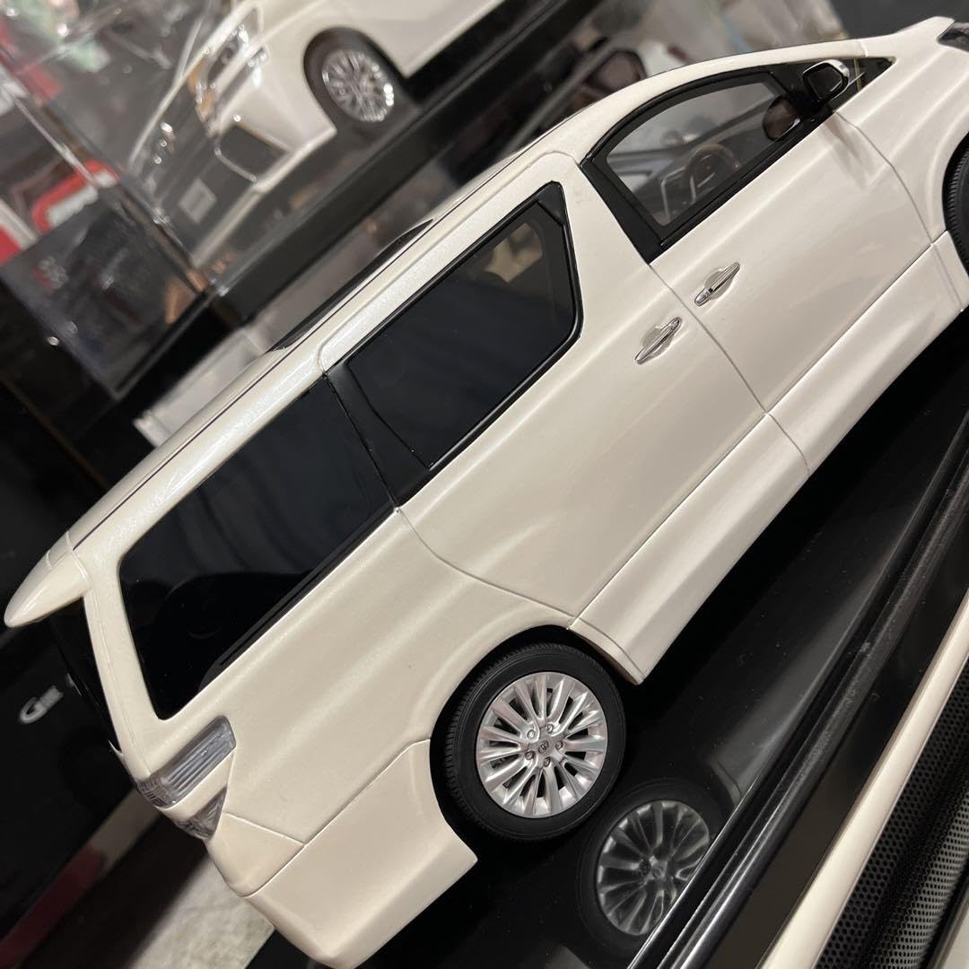 Amazon.co.jp: 1/18京商 SAMURAI ヴェルファイア 3.5Z G エディション  