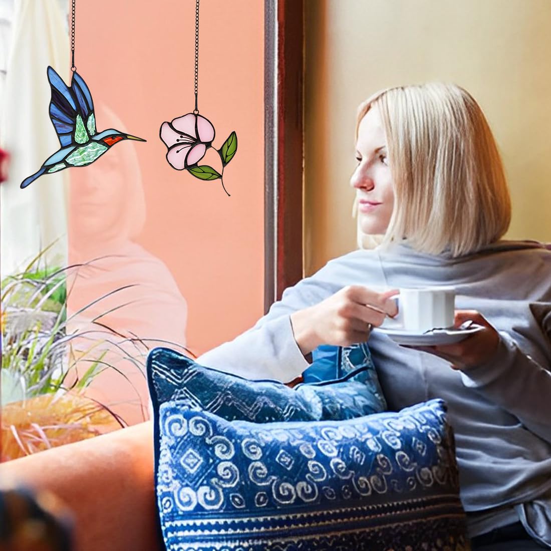 Acchiappasole in vetro colorato a forma di colibrì: regalo per la mamma da appendere alla finestra per la decorazione della casa - Italia