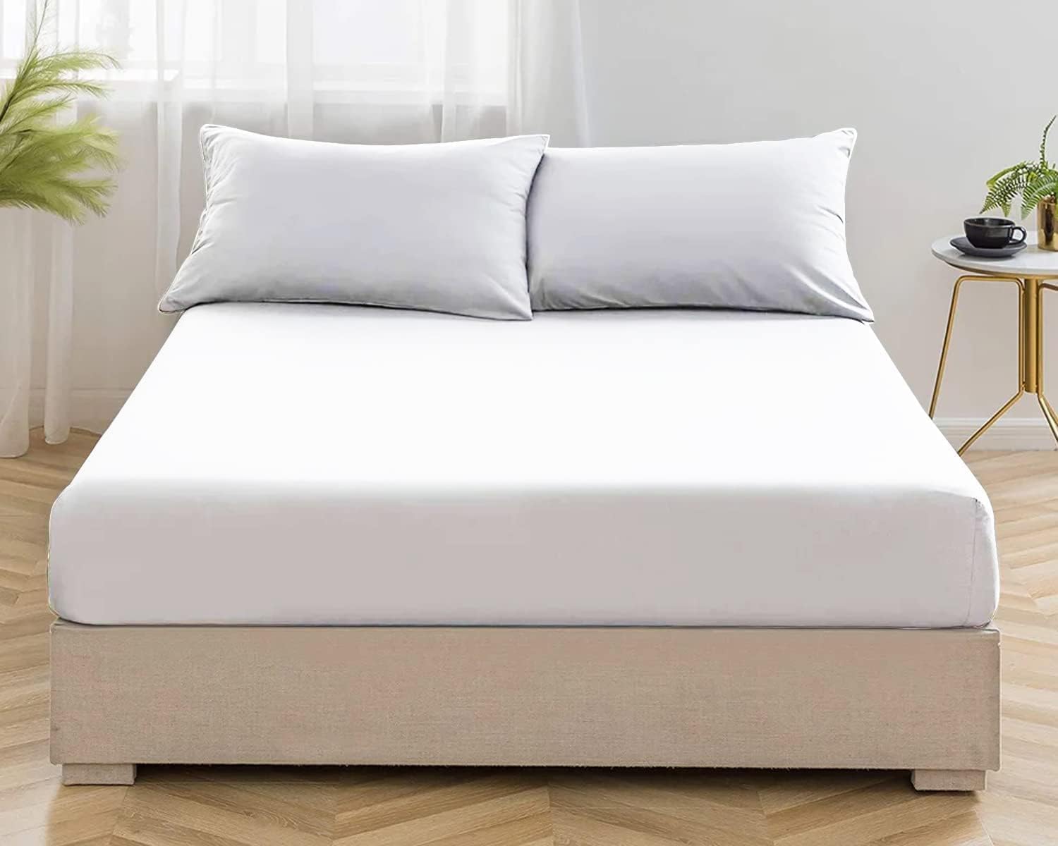 Bella Nights White Fitted Sheet 100% Polycotton – Deep Pocket 25Cm, Soft Brushed, Durable & Comfortable Bed Sheet – Easy Care Bedding (, King)