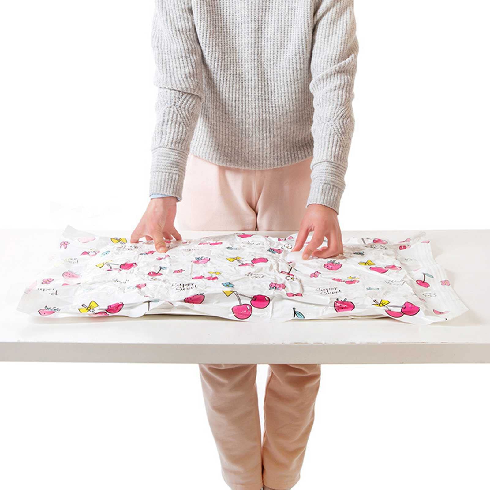 6 Pezzi Sacchetti di stoccaggio sottovuoto, 2 Confezioni Extra Large (47,24 "x39.37) Sacchi Spaventosi, for Abbigliamento, consolatore, Biancheria da Letto, Coperta, Pompa a Mano con Viaggi