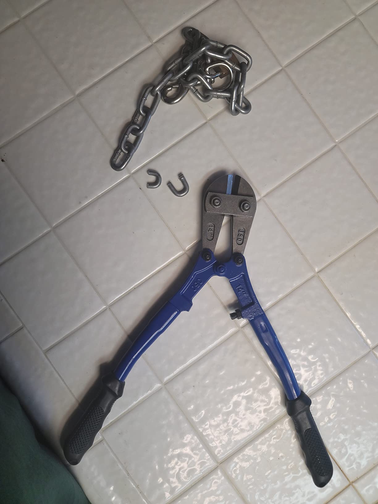 2/mo Finance Bates Bolt Cutter, 14", Chain Lock Cutter Heavy Duty, Bolt Cutters Heavy Duty