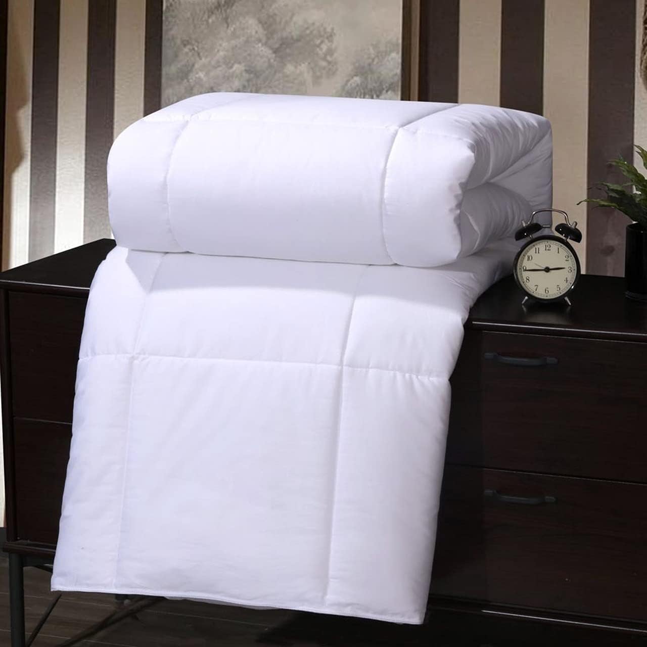 Royal Hotel Bedding Down Alternative Comforter King Size 100 Percent Cotton Top Fiber Filled Blanket, Down Alternative Duvet Insert 100% Cotton Shell, Breathable Warm Blanket, White, King Size