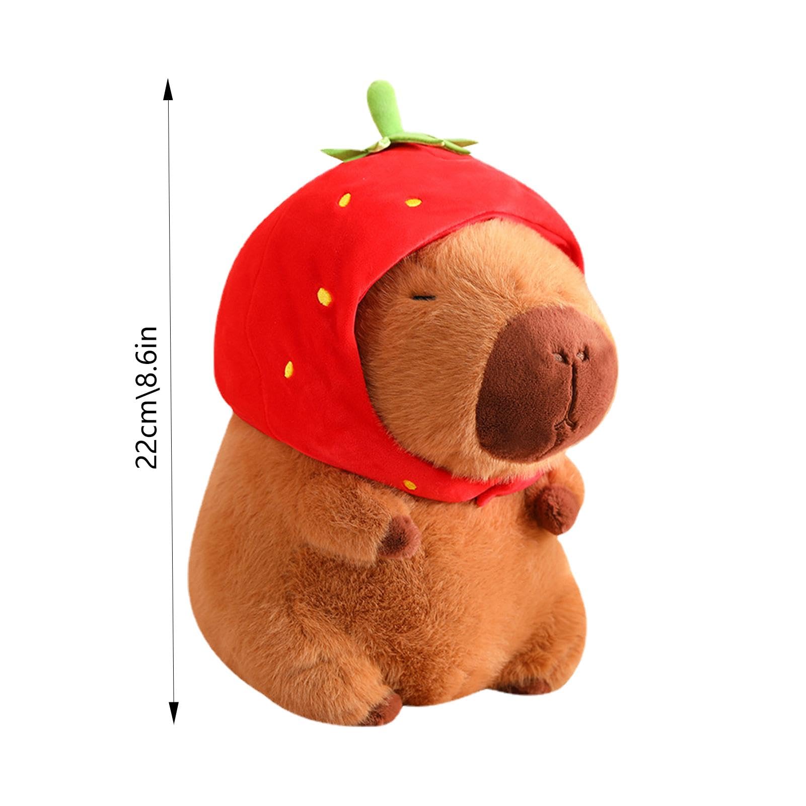 Amazon.co.jp: カピバラのぬいぐるみ - いちご帽子のカピバラ