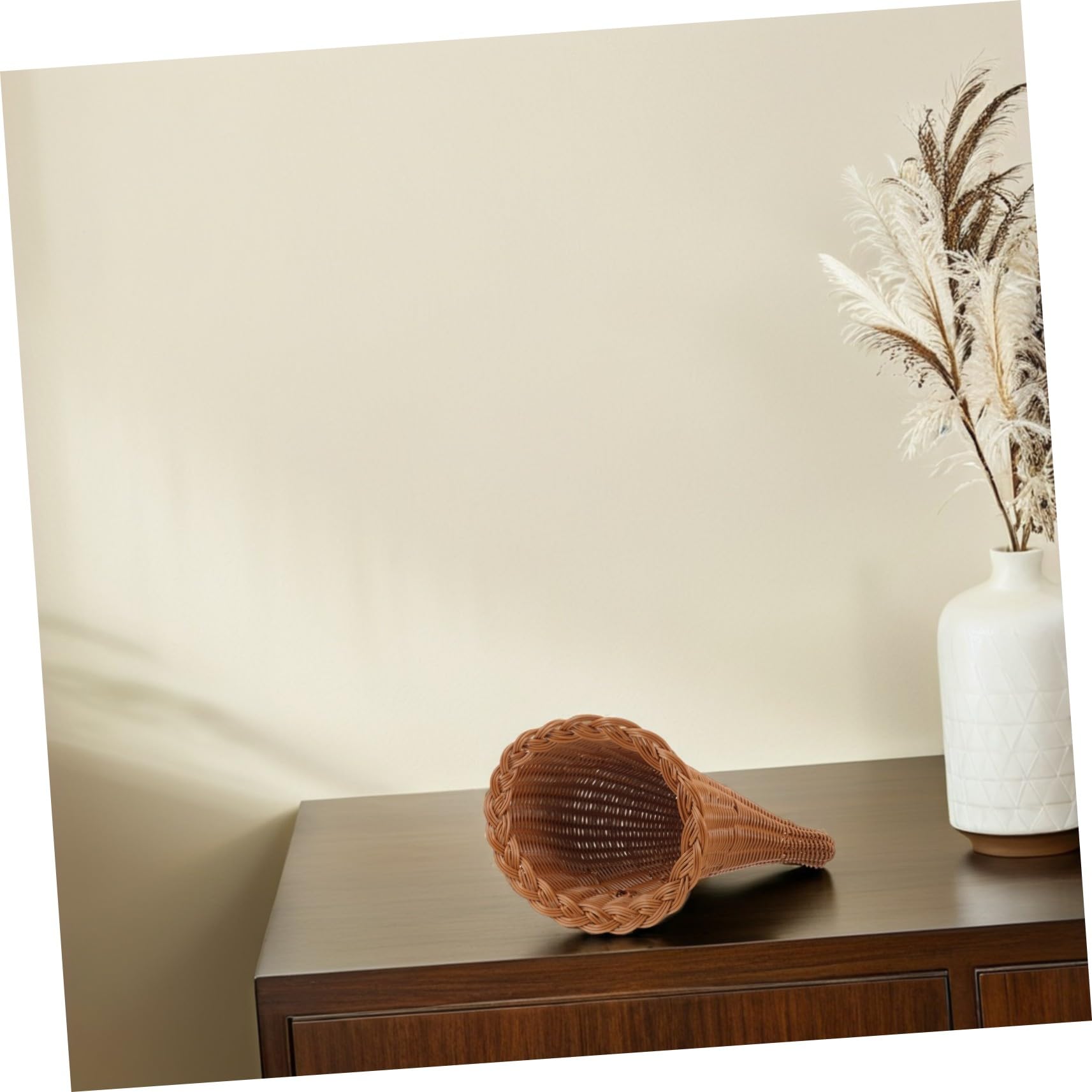 Ipetboom Cesta Tejida Multifuncional para Snacks y Frutas Diseño Natural y Ligero Almacenamiento Seguro para Hogar y Cocina Decoración Rústica Versátil Compacto