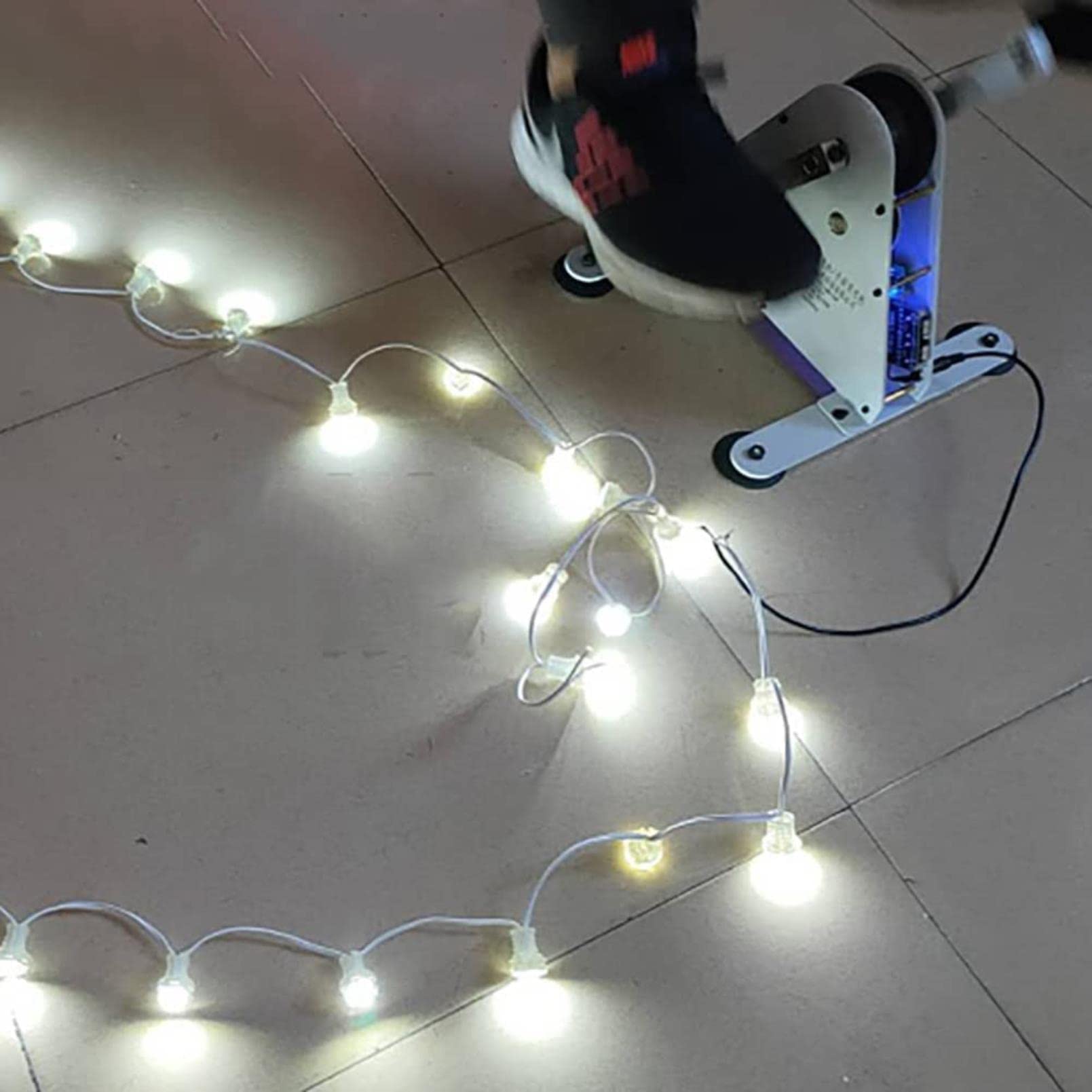 Generatore di pedali portatile, generatore di corrente a manovella da 50 W/100 W, doppia uscita USB a ricarica rapida, alimentatore di emergenza a pedale fai da te per casa e viaggi