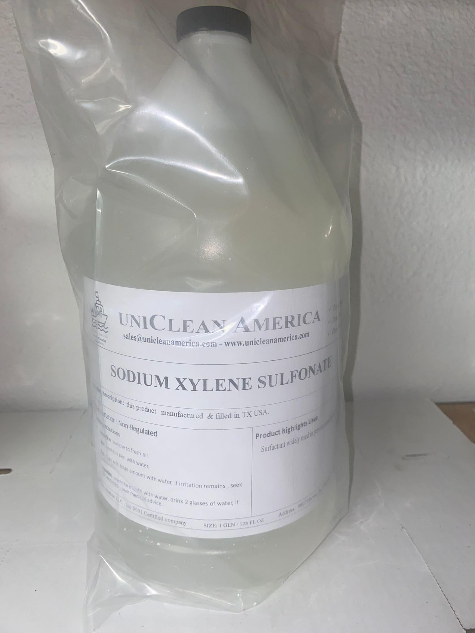 Sodium Xylene sulfonate - SXS 40% - Cleaning Agent surfactant - UniClean America - Made in USA - Size: 64 fl oz
