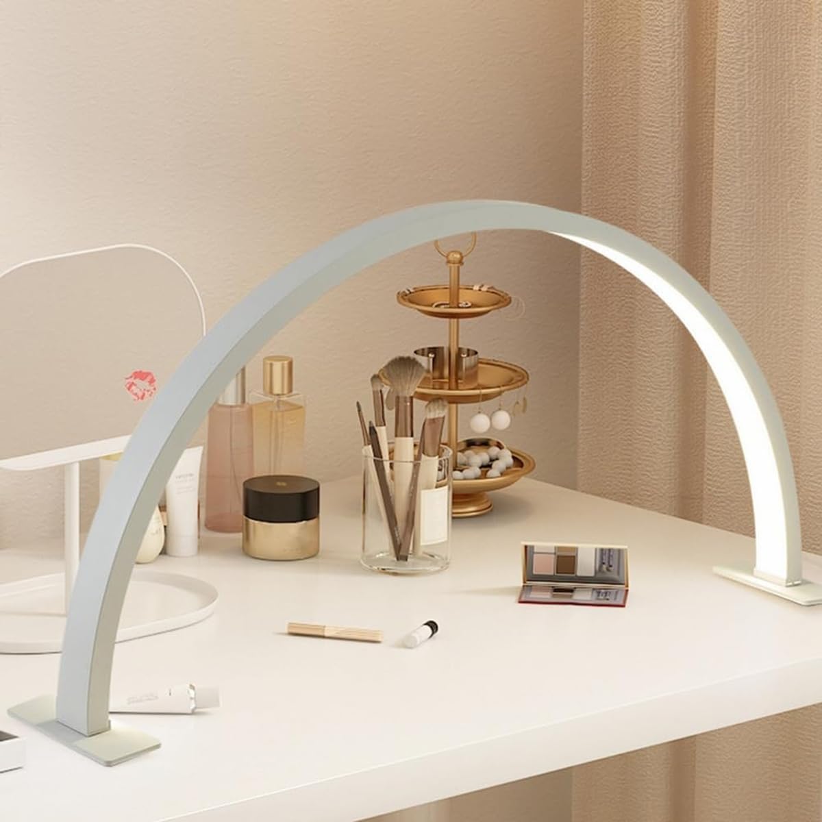 Lampe De Bureau USB Pour Ongles, Lampe En Forme De Demi-lune Pour Tatouage De Cils, De Bureau LED De Bureau Convient Aux Maquilleurs (Blanc)
