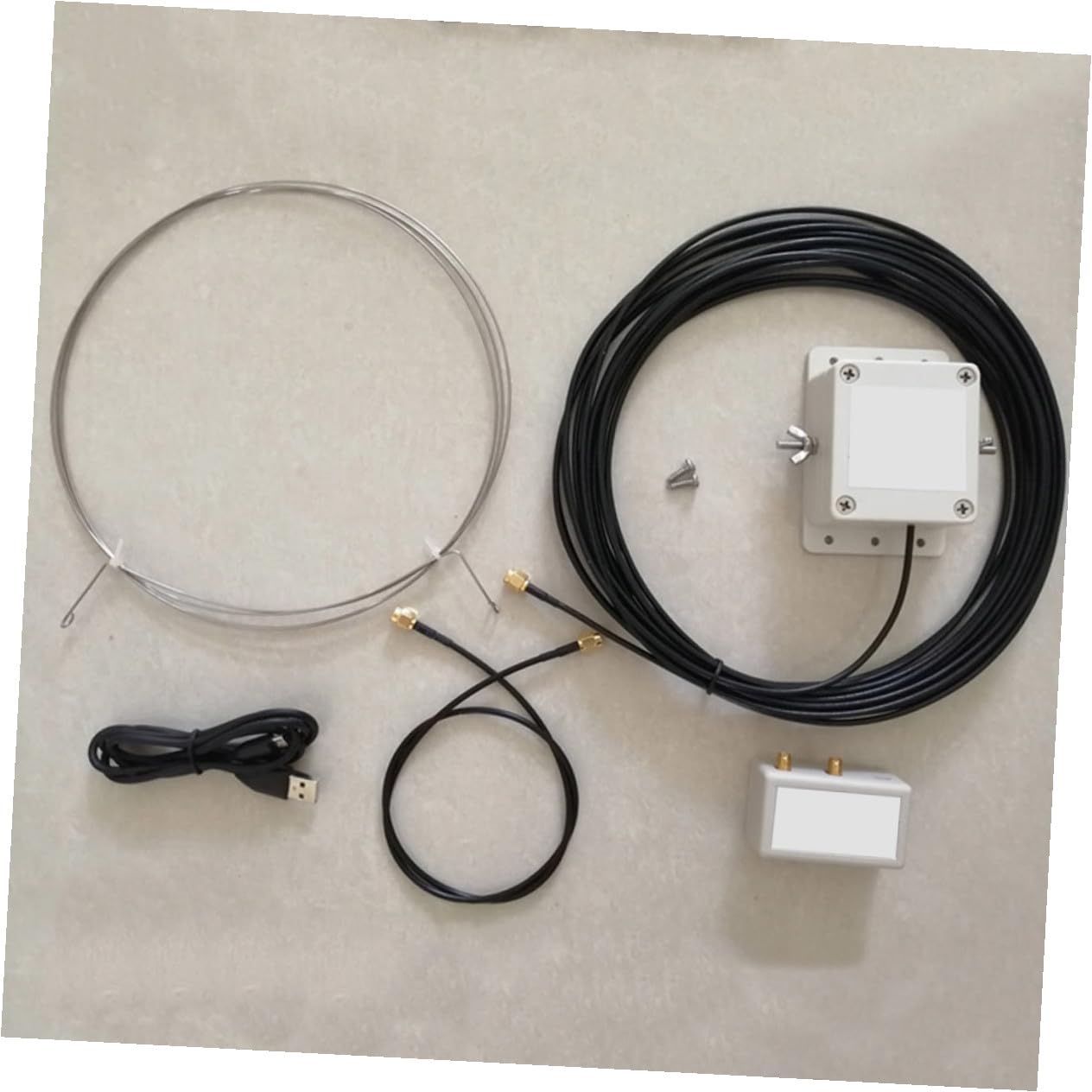 Housoutil Antenne Motif de 8 Interférences Active Mla-30 à Ondes Moyennes en Plastique pour Balcon et Toit