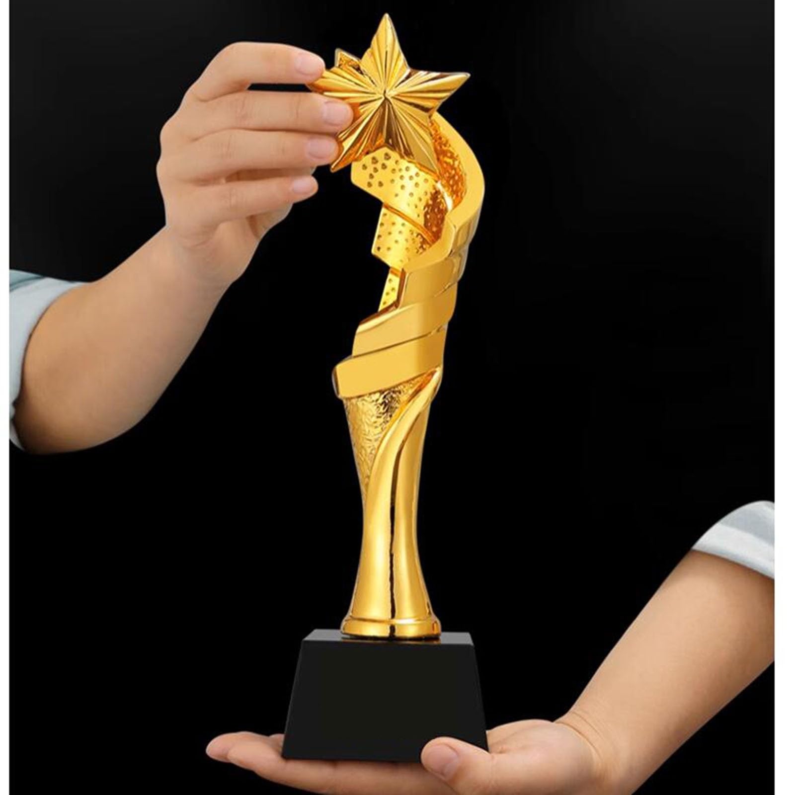 Trophées Trophée Gravé Étoile À Cinq Branches en Résine Dorée Trophée du Prix des Employés Exceptionnels De L’assemblée Annuelle Trophée du Championnat De Compétition Coupes