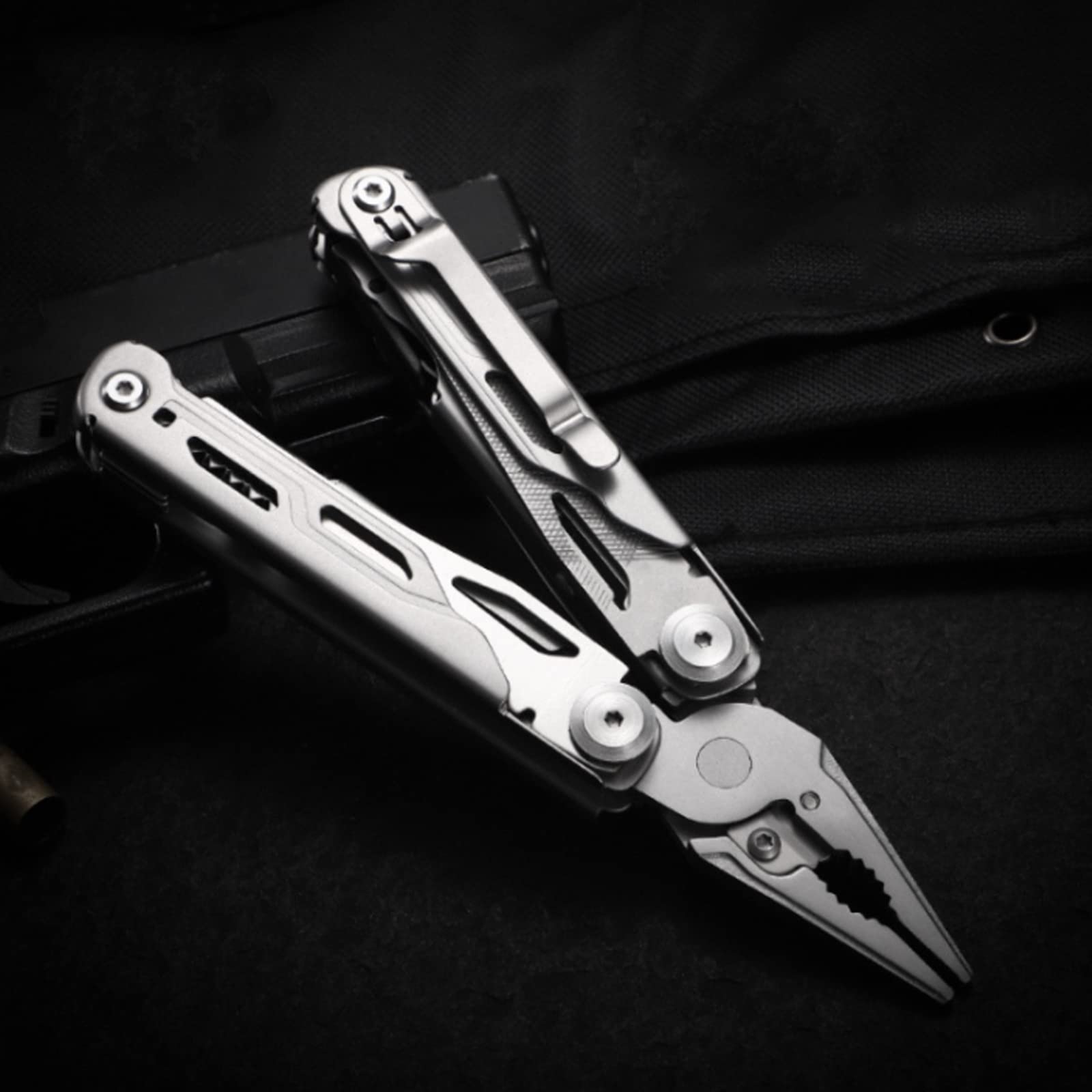 17-En-1 Multifonctions Acier Inoxydable Conçue Outil Multitool Pince De Poche Couteau Pliant Avec Poignée Ergono Pour Extérieur, Survie,Réparation Simple,Camping,Randonnée